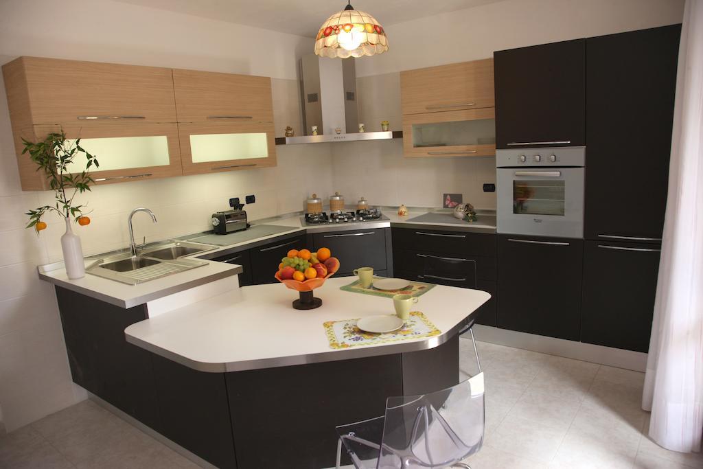 King'S Residence Balestrate Bilik gambar