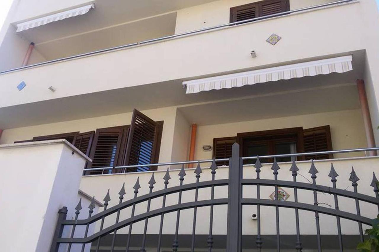 King'S Residence Balestrate Luaran gambar